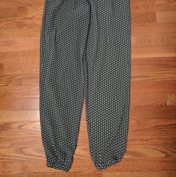 Joggers - Picture 4 of 4